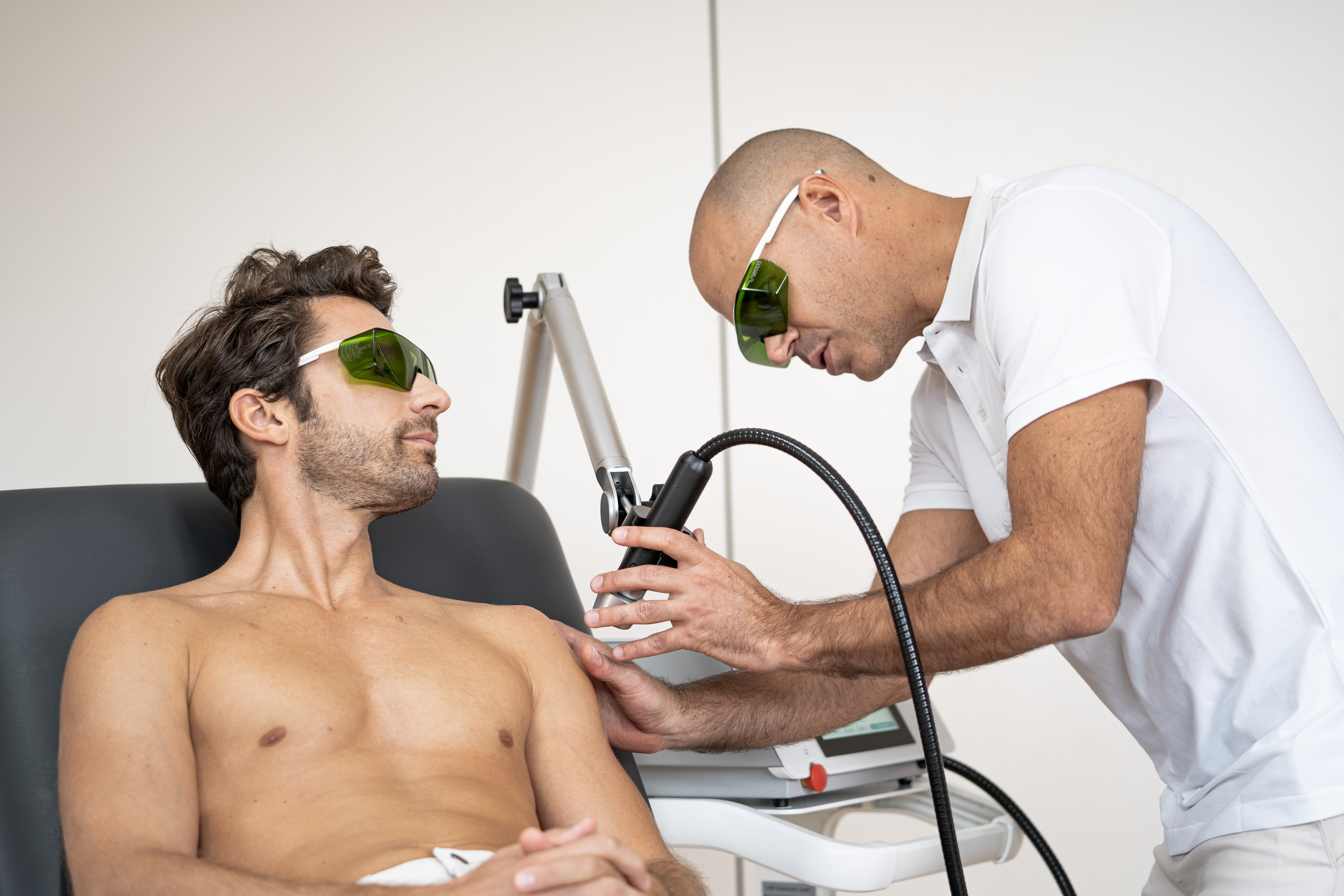 dolorclast high power laser